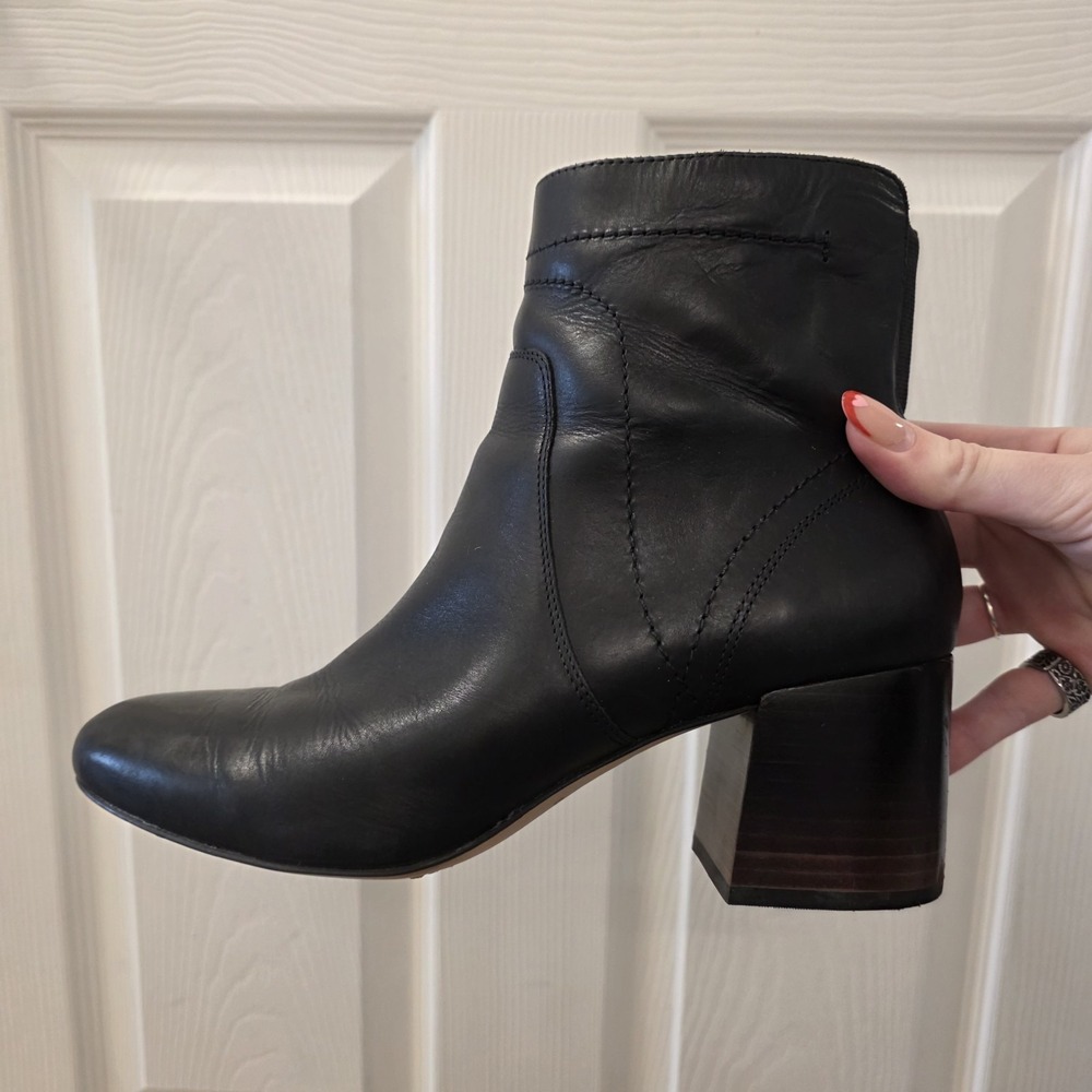 Corso Como Black Leather Block Heel Classic Modern‎ Ankle Boots Size 9.5M - Picture 5 of 11
